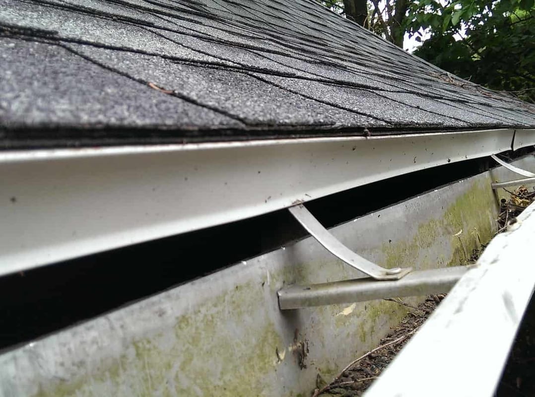 Replaced Leaking Gutters